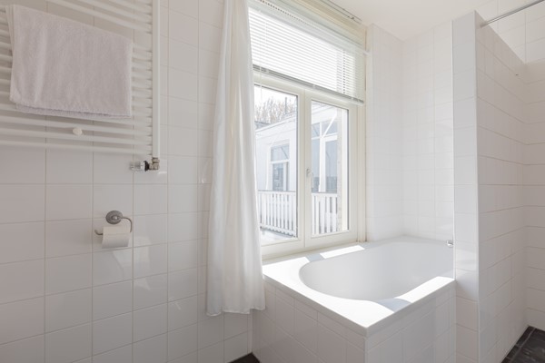 Medium property photo - Wilhelminastraat, 1054 WG Amsterdam