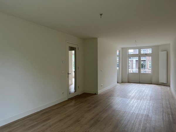 Medium property photo - Churchill-laan 183-3, 1078 DZ Amsterdam