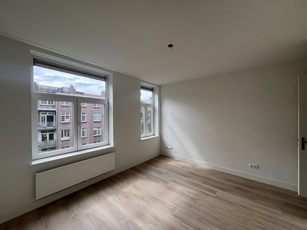Medium property photo - Churchill-laan 183-3, 1078 DZ Amsterdam
