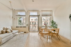 Under offer: Van Woustraat, 1074AG Amsterdam
