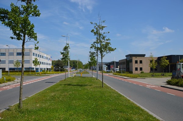 binair-129050984.jpg