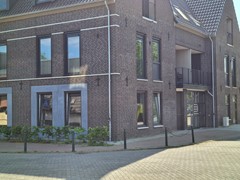 02.jpg