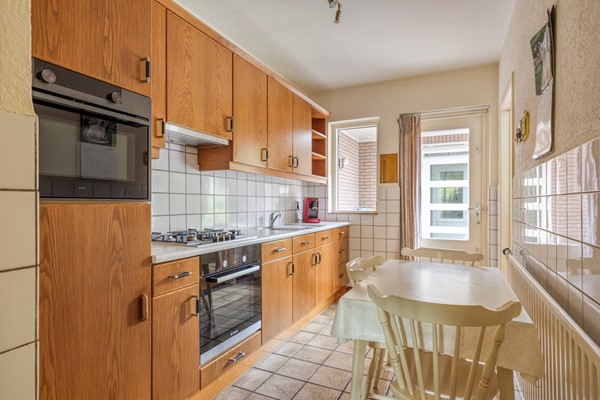 Medium property photo - Sint Barbaraweg 72, 6024 AV Budel-Dorplein
