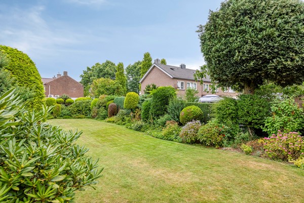 Medium property photo - Sint Barbaraweg 72, 6024 AV Budel-Dorplein