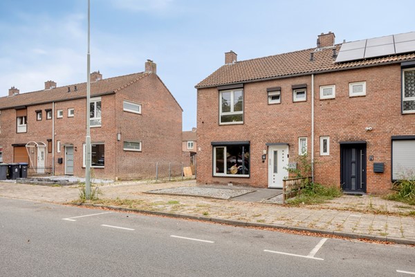 MgrHanssenlaan386433BNHoensbroekNL-02.jpg
