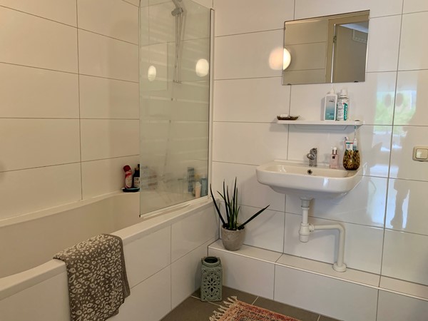 Medium property photo - Leeuwarderstraat 27B, 9718 HV Groningen