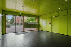 Kraanvogelstraat 88-34 flat centrale hal.jpg