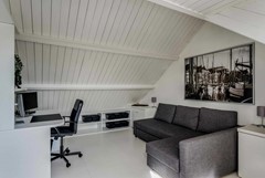 Coronastraat 10-3 zolderkamer.jpg