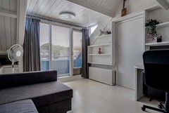 Coronastraat 10-4 zolderkamer.jpg