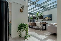 Coronastraat 10-41 woonkamer eetkamer.jpg