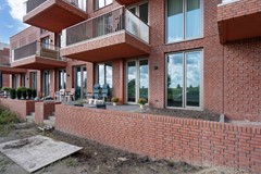 26 vossenburglaan 68-01-21 terras schuin.jpg