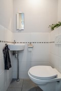 Laan Der Kruisheren 51-1 toilet recht.jpg