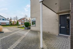 Laan Der Kruisheren 51-6 voor oprit richting straat.jpg