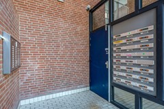 Grift 75-3 hoofdentree binnen.jpg