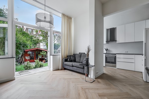 Medium property photo - Van Merlenstraat 68, 2518 TG Den Haag
