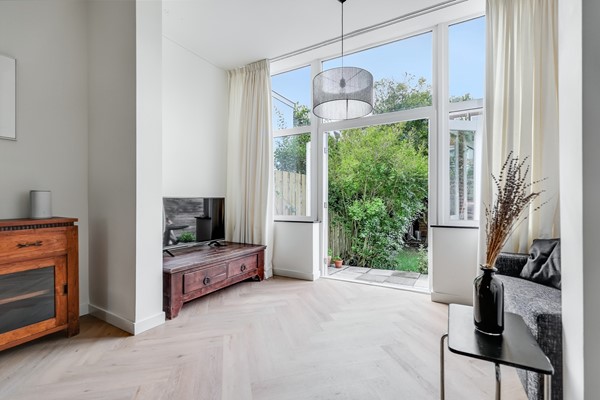 Medium property photo - Van Merlenstraat 68, 2518 TG Den Haag