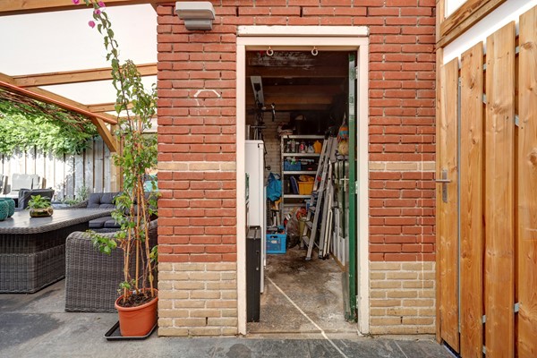 Medium property photo - Bessie Smithstraat 6, 3069 XP Rotterdam