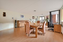 Prins Hendrikkade 111-28.jpg