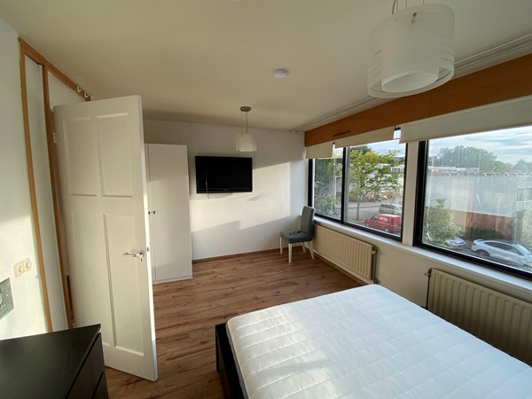 Medium property photo - Duke Ellingtonstraat, 1066 GE Amsterdam