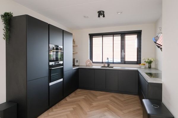 Medium property photo - Van Lunterenstraat 5, 7609 RN Almelo