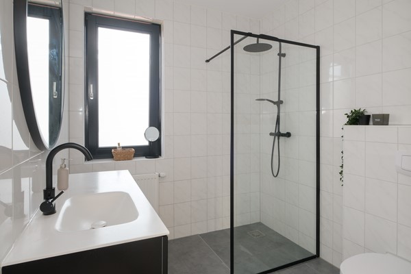 Medium property photo - Van Lunterenstraat 5, 7609 RN Almelo