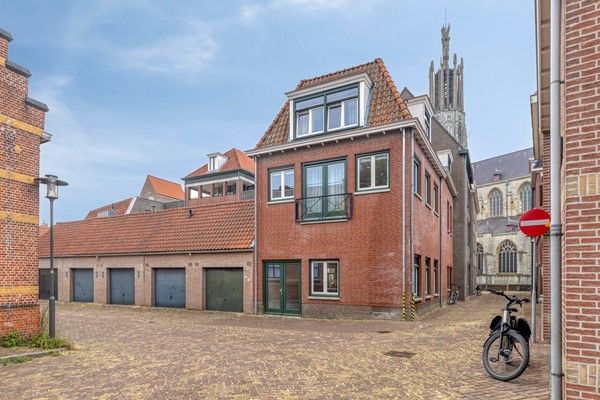 Te koop: Basiliekstraatje 16, 4561 AW Hulst