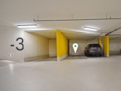 Tiefgarage Stellplatz