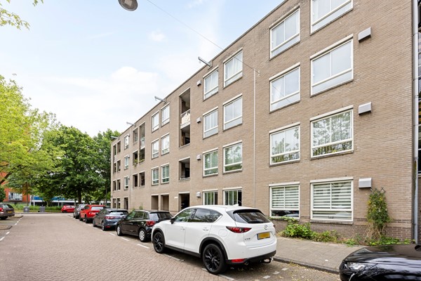 Medium property photo - Brentanostraat 136, 1102 RZ Amsterdam