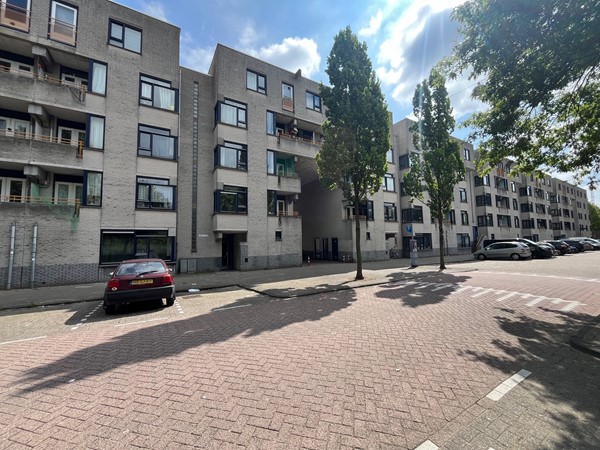 Medium property photo - Boris Pasternakstraat 307, 1102 TC Amsterdam