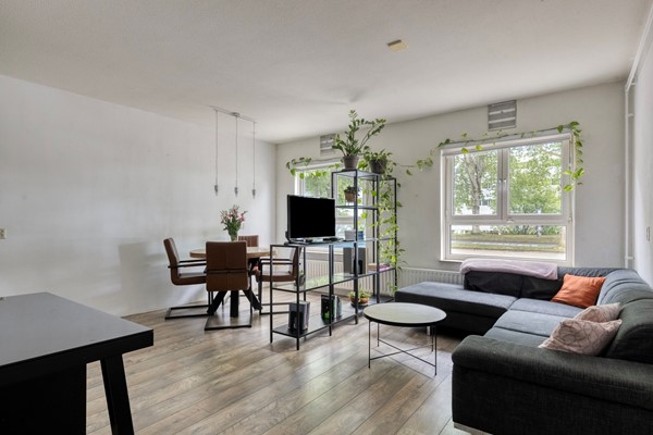Medium property photo - Dantestraat 276, 1102 ZS Amsterdam