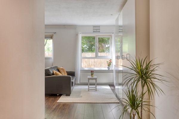 Medium property photo - Dantestraat 142, 1102 ZR Amsterdam