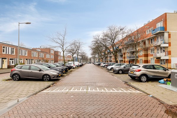 Medium property photo - Kolfschotenstraat 208, 1104 PD Amsterdam