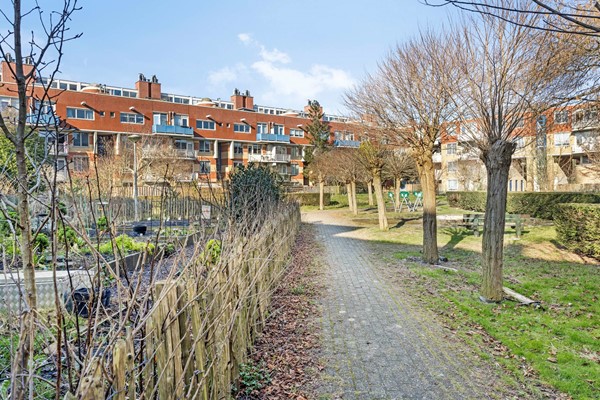 Medium property photo - Kolfschotenstraat 208, 1104 PD Amsterdam