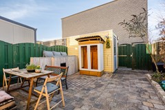 New for sale: Krulslaplantsoen 2, 1104 KK Amsterdam