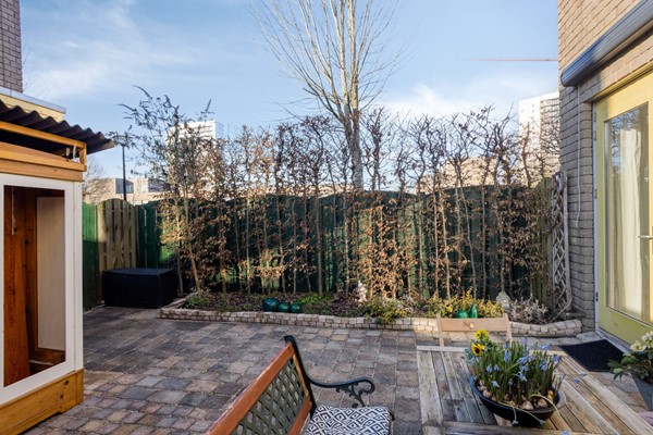 Medium property photo - Krulslaplantsoen 2, 1104 KK Amsterdam