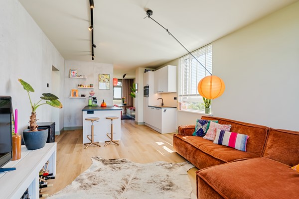 For sale: Kleiburg 1046, 1104 EA Amsterdam