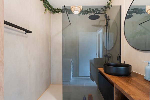 Medium property photo - Leerdamhof 168, 1108 BP Amsterdam