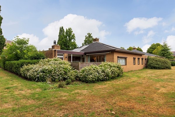 Onder bod: Jurriaandonk 35, 4707TE Roosendaal