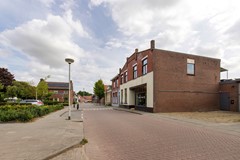 01.jpg