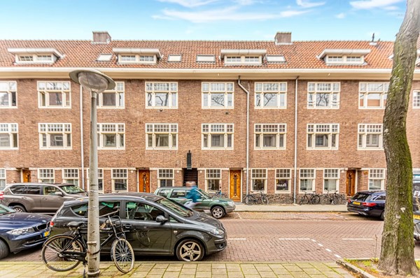 For rent: Paramaribostraat 43II, 1058 VG Amsterdam