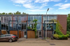 Under option: Hof van Versailles 61, 1064 NX Amsterdam