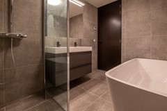 Rented: Paramaribostraat 25-2, 1058 VG Amsterdam