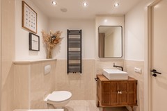 New for sale: Kinkerstraat 71C, 1053 DG Amsterdam