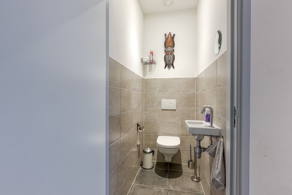 Medium property photo - Junostraat 301, 2516 BR Den Haag