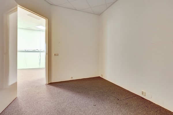 Medium property photo - Raadhuisplein 14, 3891 ER Zeewolde
