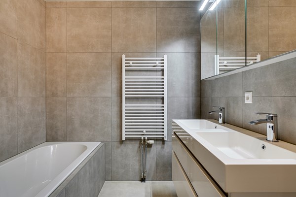 Medium property photo - Stationsweg 8, 5611 BX Eindhoven