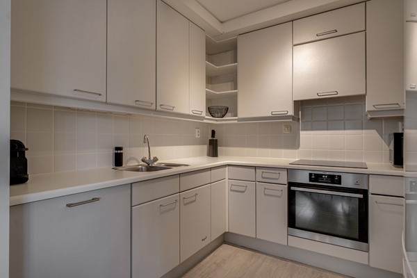 Medium property photo - Stationsweg 8, 5611 BX Eindhoven