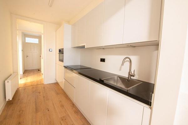 Medium property photo - Menninckstraat 50, 2583 BR Den Haag