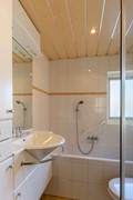 15 badkamer.jpg
