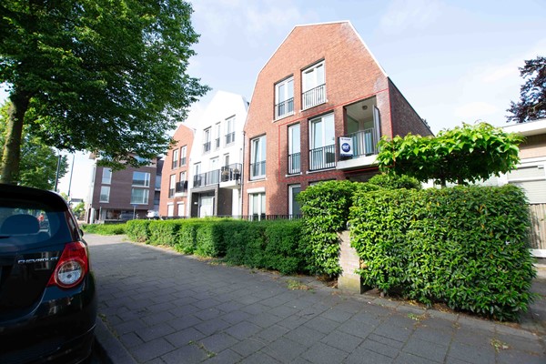 Onder bod: Hendrik Veenemanstraat 3F, 5691BA Son en Breugel